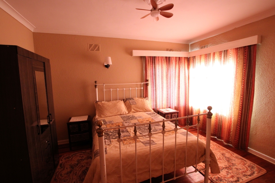 2 Bedroom Property for Sale in Fraserburg Northern Cape